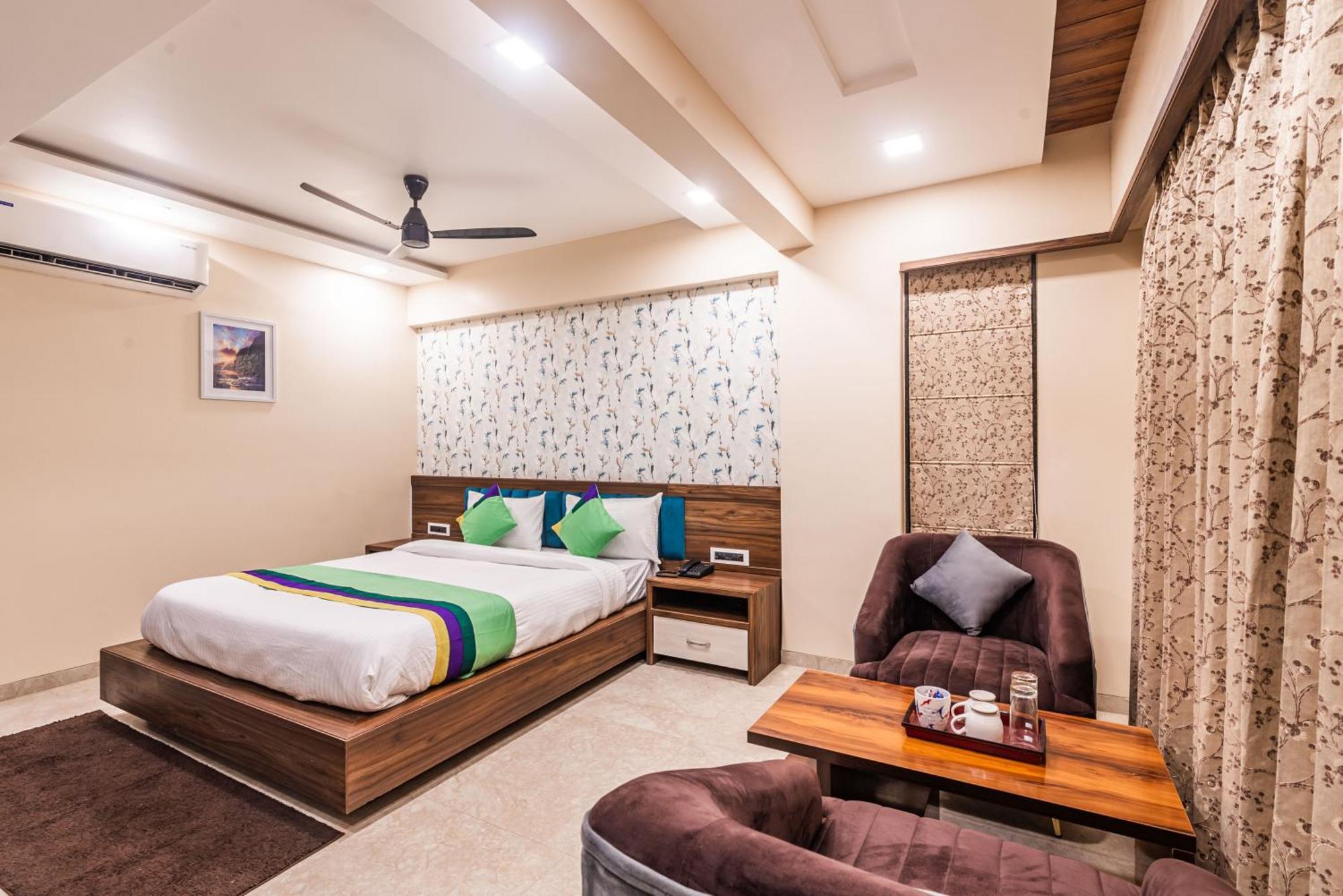 Lemon Wood Suites Pune Exterior foto